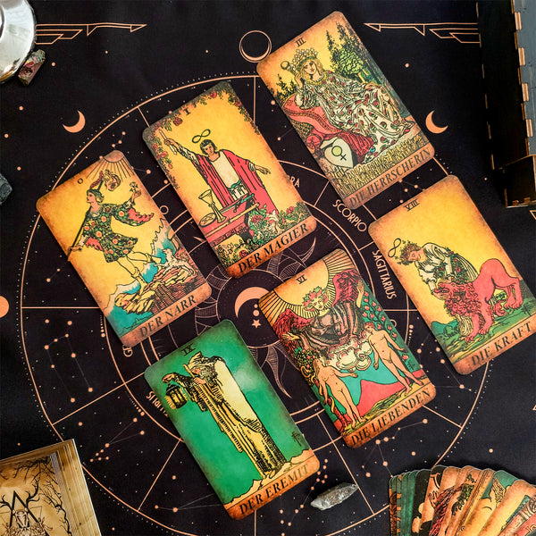 Las cartas de tarot Smith-Waite sin bordes vintage de lino ecológico